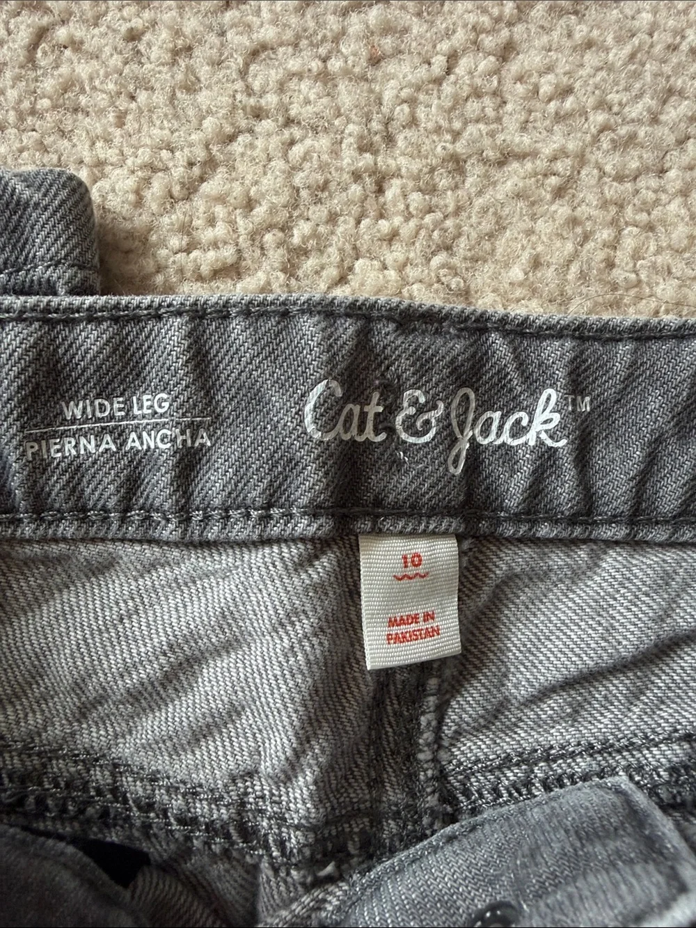 Cat & Jack Girl’s Wide Leg Jeans